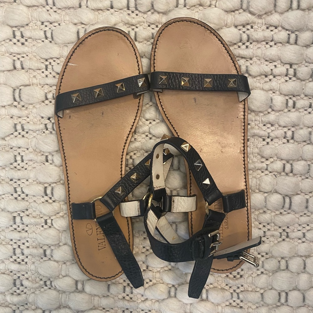 Valentino Rockstud Black Flat Sandals 37.5